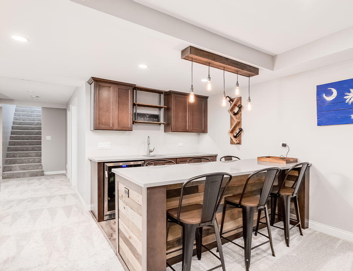 Basement-Bars-&-Kitchenettes