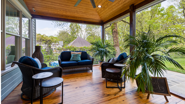 Wood Deck Builders in Overland Park