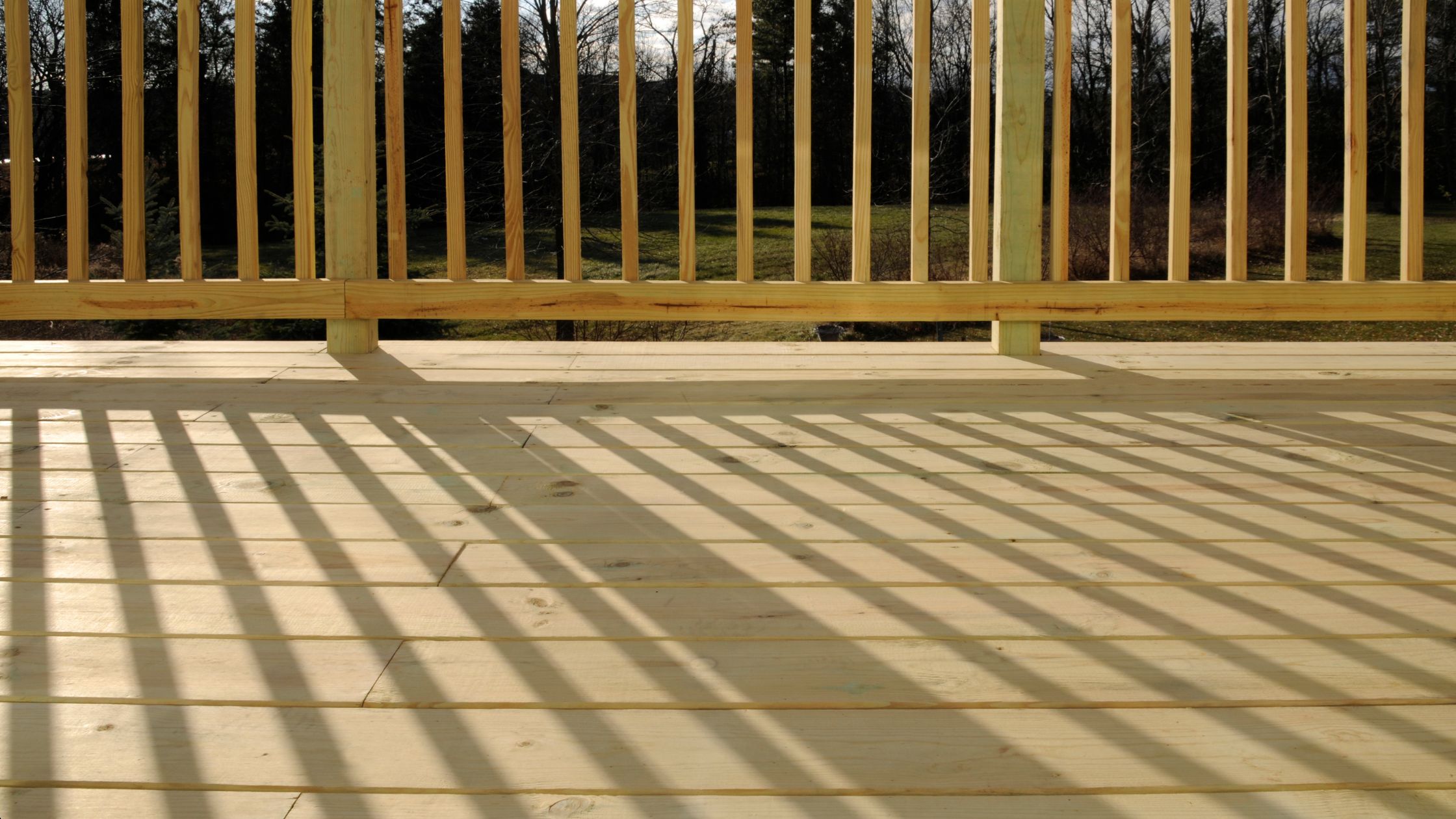 Custom Deck Builder in Overland Park