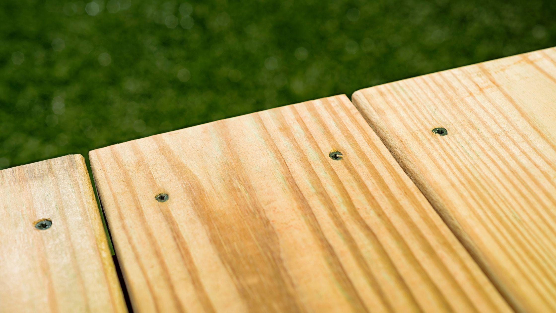 Wood Deck Builders in Overland Park