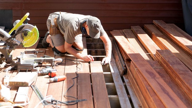 Deck Repair Contractor in Overland Park