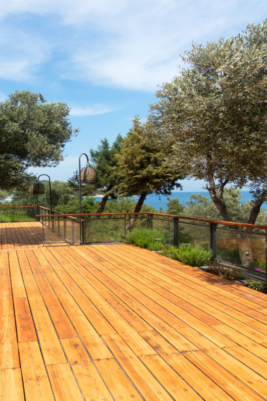 outdoor living spaces in Lenexa